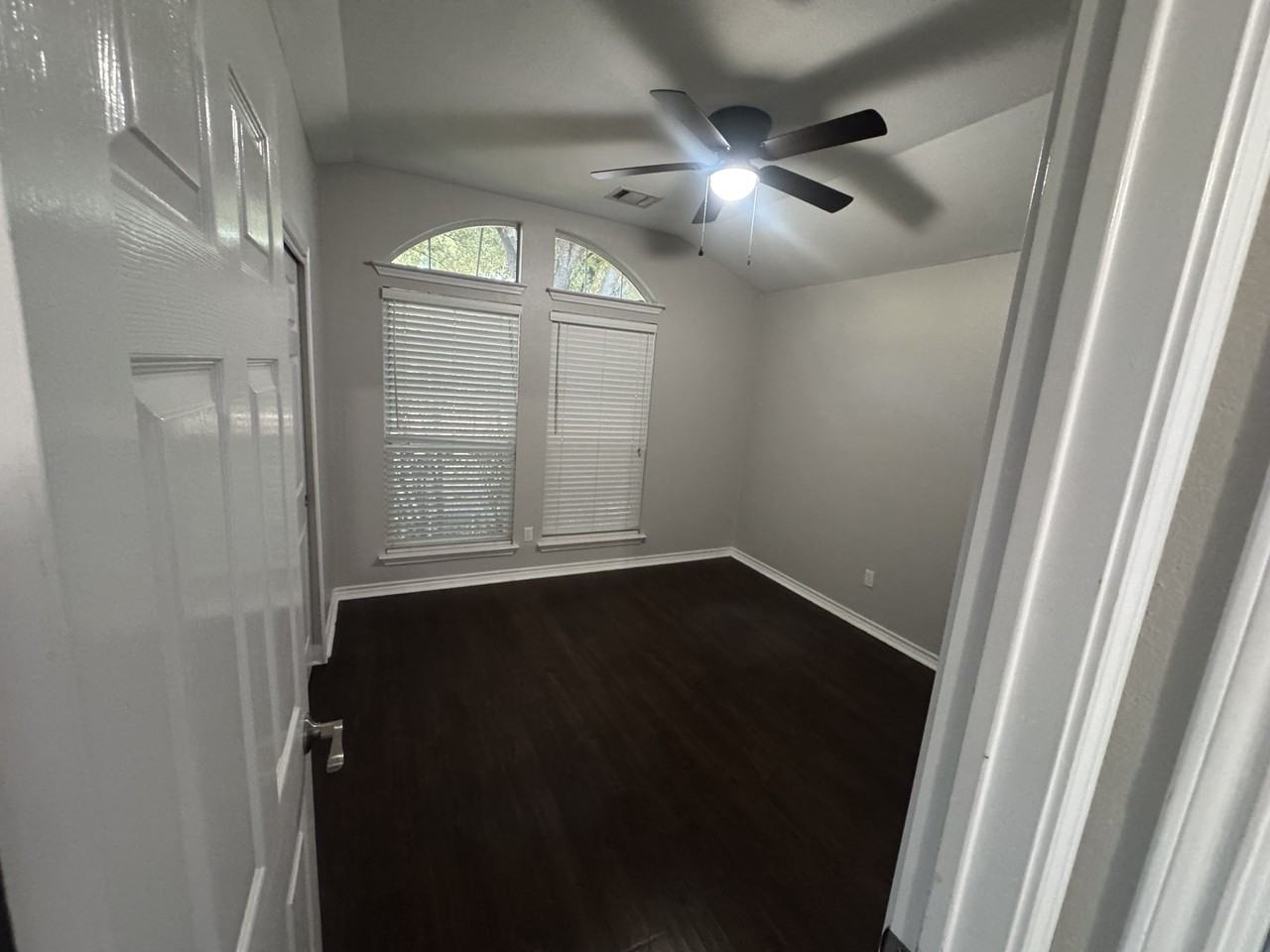1513 Jackie Robinson Pl #NA - Photo 5 of 20