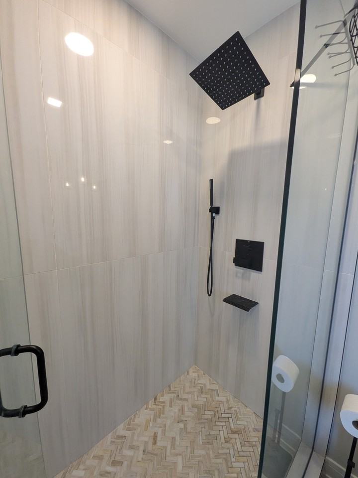 8631 Grand Ave #2E - Photo 2 of 19