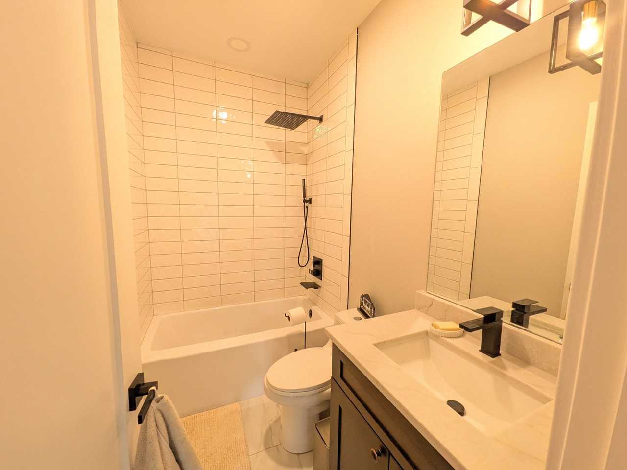 8631 Grand Ave #2E - Photo 5 of 19