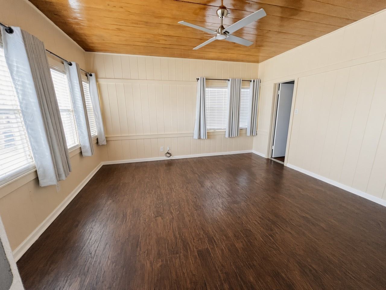 730 N Grandview Ave #1 - Photo 7 of 12