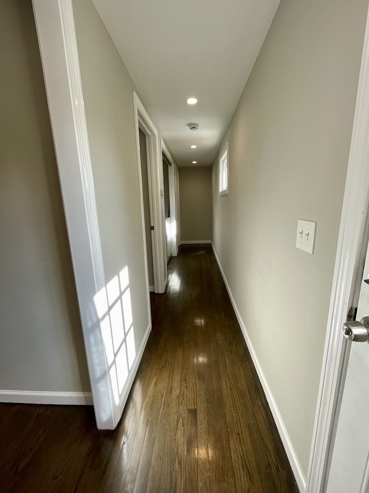 42 Railroad Ave #2 - Photo 4 of 8
