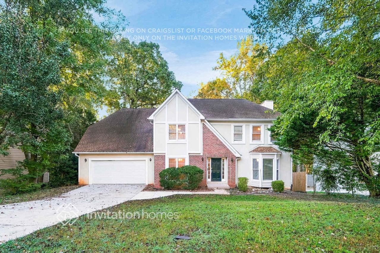 1515 Twin Bridge Ln - Photo 2 of 19