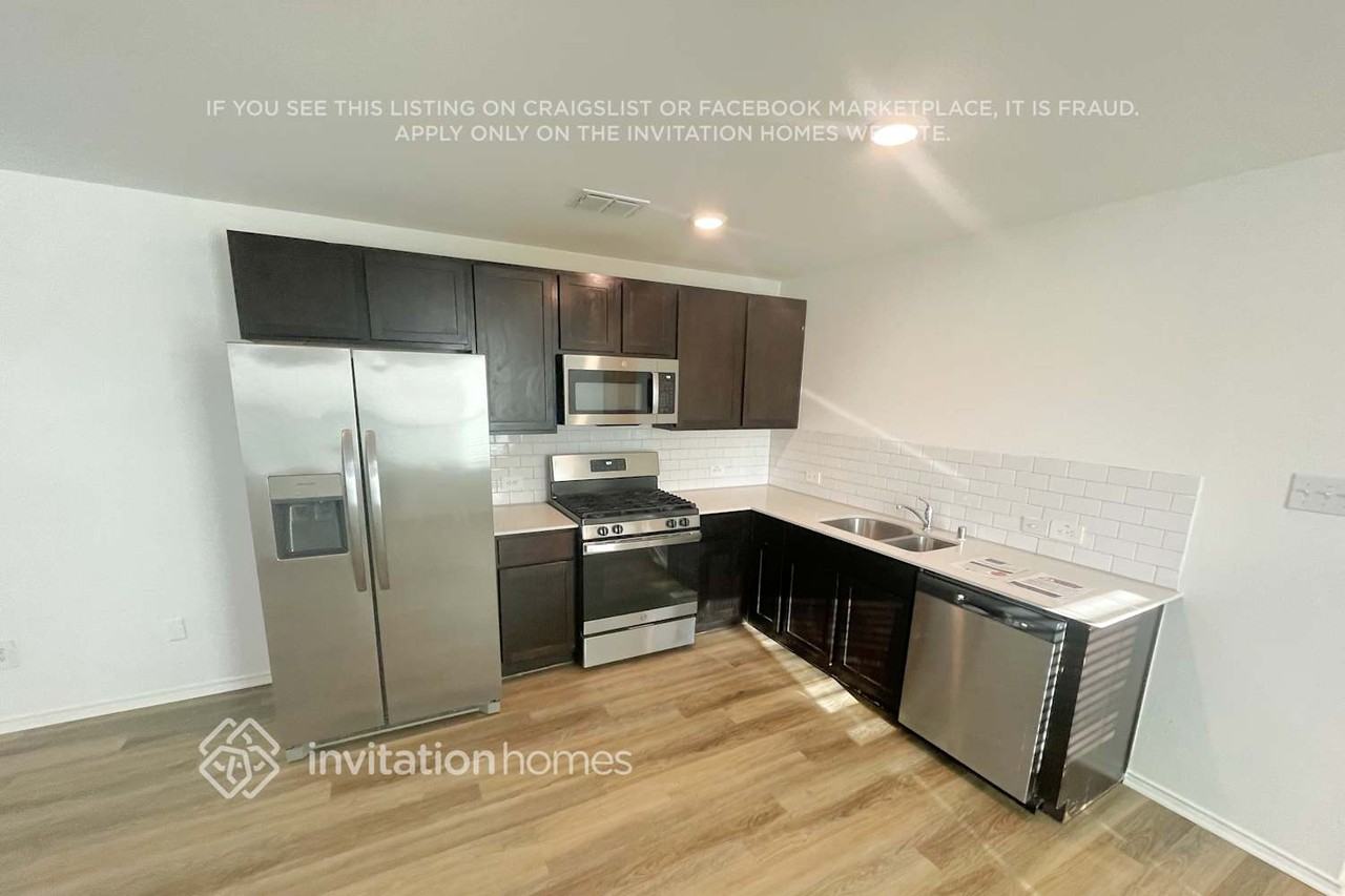 3217 Crestone Dr - Photo 4 of 12