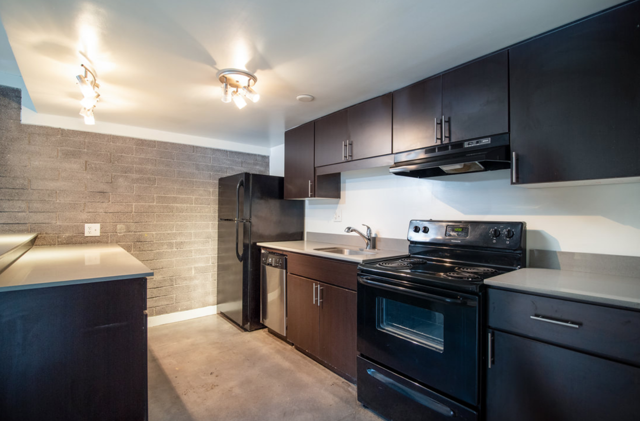 121 E Broadway Rd #23 - Photo 2 of 23