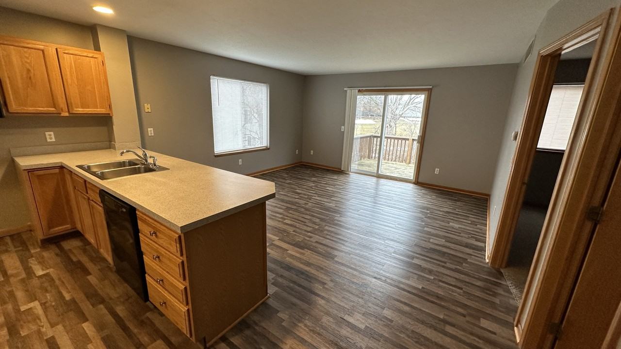 10771 Chicago Dr #10771 - Photo 3 of 16