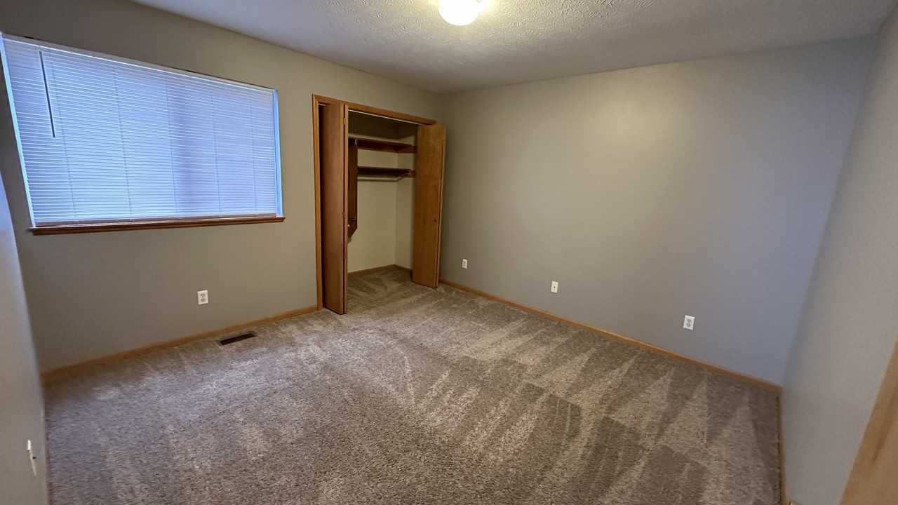 10771 Chicago Dr #10771 - Photo 4 of 16