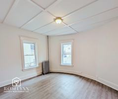 featured image of 24 Coomes St #3R