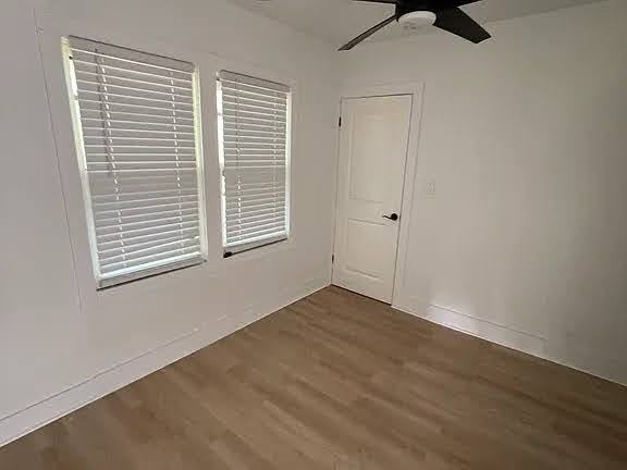 1016 S Cedar Ave - Photo 5 of 7