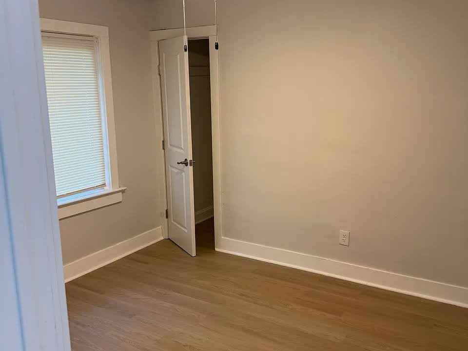 4628 Montgall Ave - Photo 5 of 8