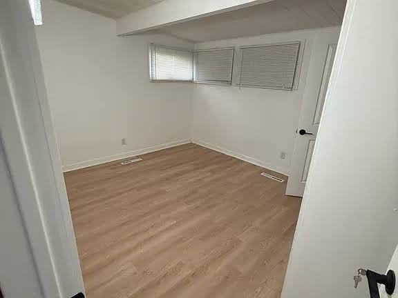 936 Murrow Ct - Photo 6 of 7