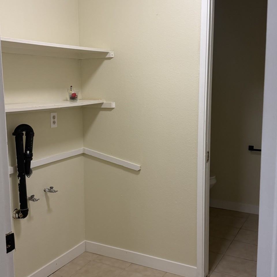 5005 Venuto Way #5005 - Photo 4 of 10