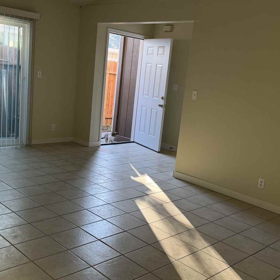 5005 Venuto Way #5005 - Photo 7 of 10