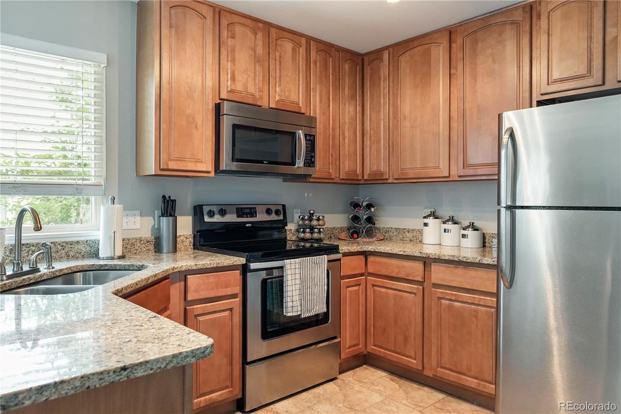 633 Walden Ct #1 - Photo 6 of 36