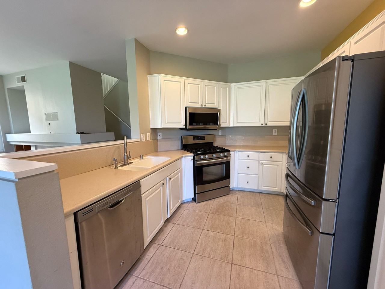 1144 La Vida Ct #1 - Photo 3 of 31