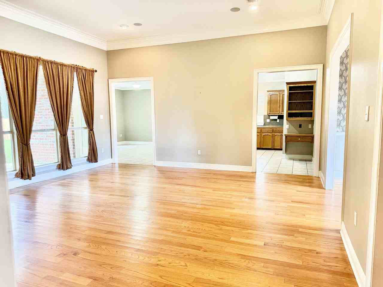 3752 Westervelt Ave #1 - Photo 3 of 26