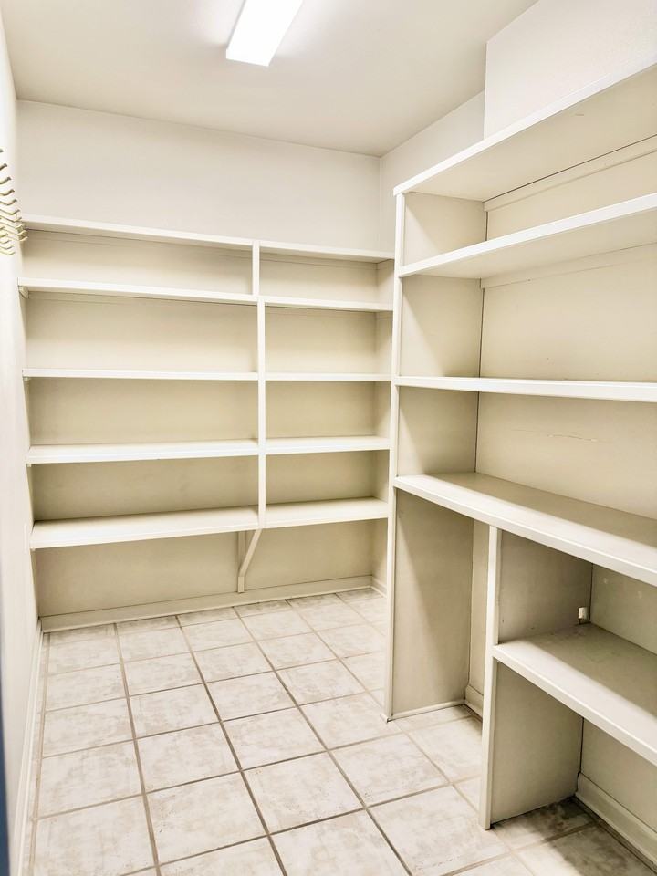 3752 Westervelt Ave #1 - Photo 5 of 26