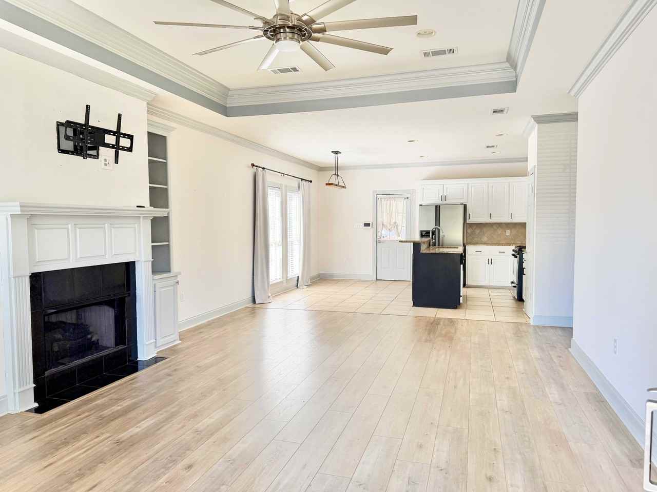 10327 Springvalley Ave #1 - Photo 2 of 20
