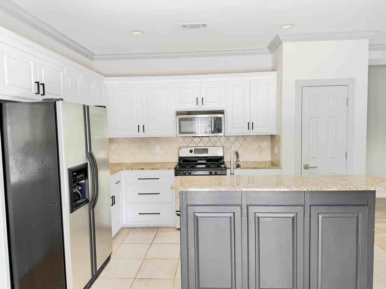 10327 Springvalley Ave #1 - Photo 4 of 20