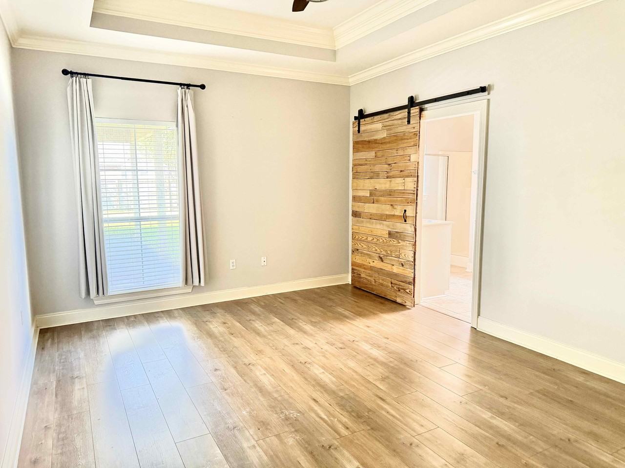 10327 Springvalley Ave #1 - Photo 5 of 20