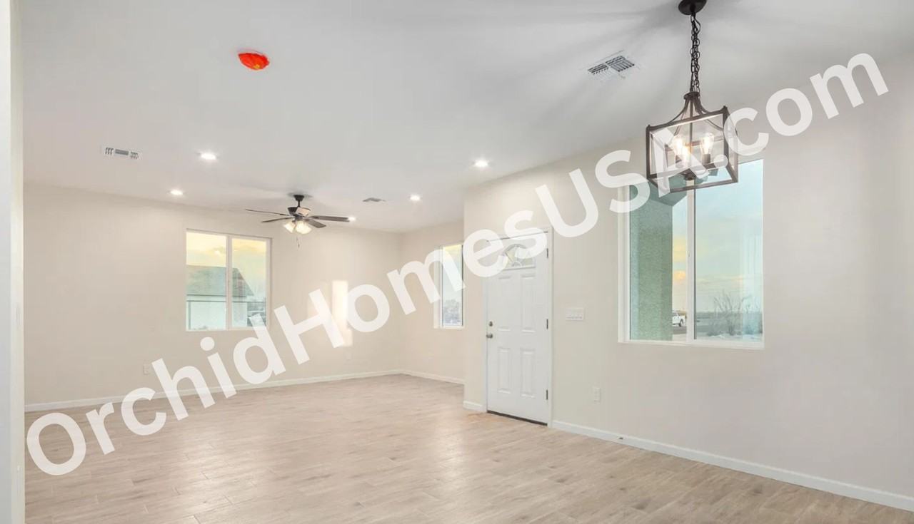 244 E Date Ave #1 - Photo 6 of 21