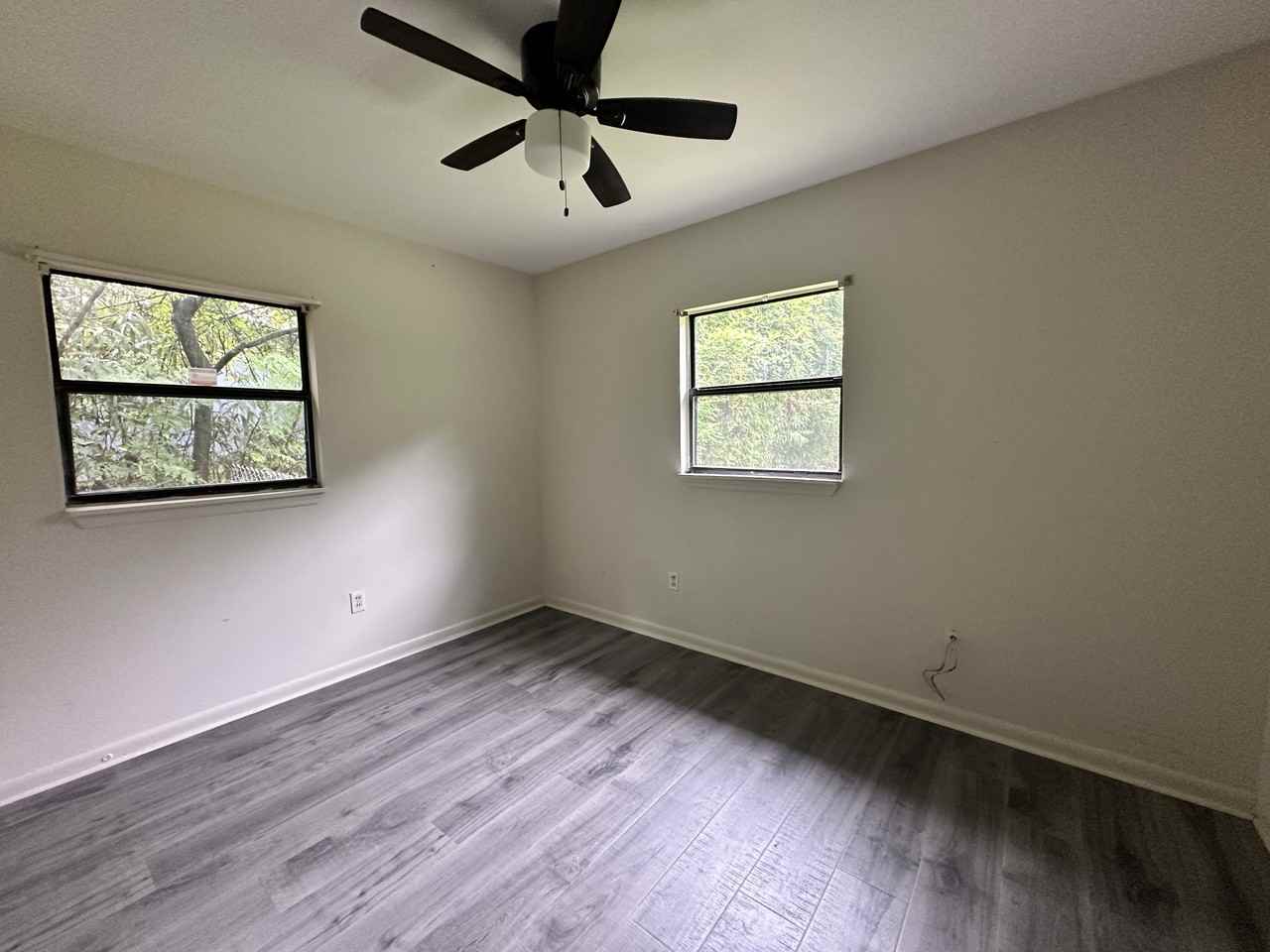 2107 Jackson Bluff Rd #1 - Photo 4 of 9