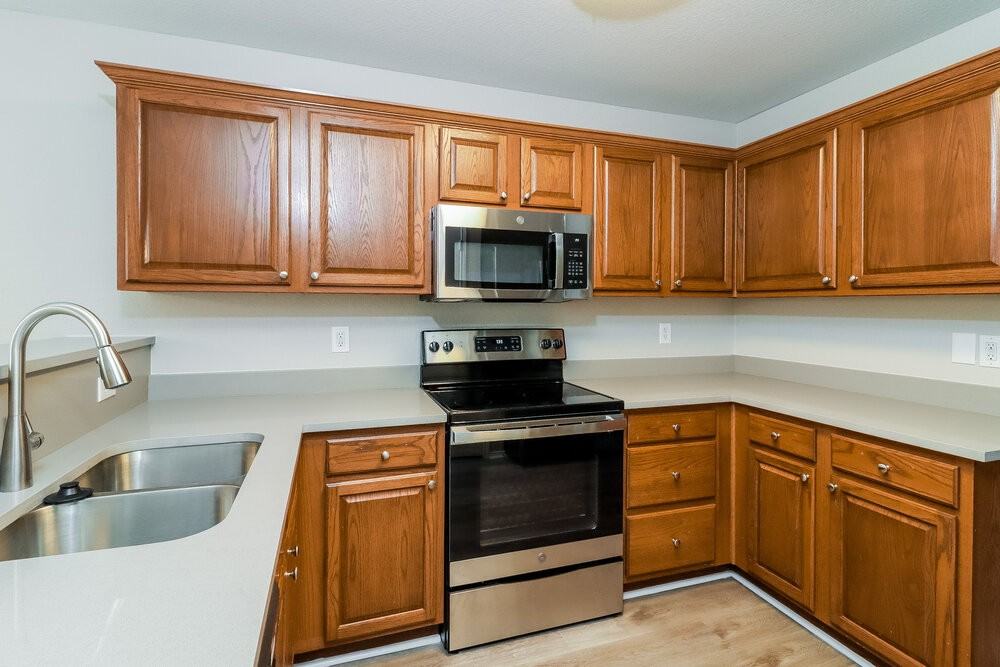 12452 Seven Eagles Ln - Photo 7 of 16