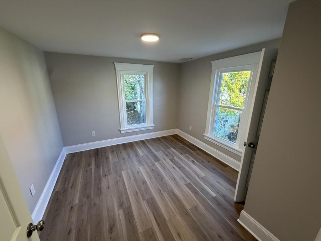 4 Mechanic St - Photo 7 of 15