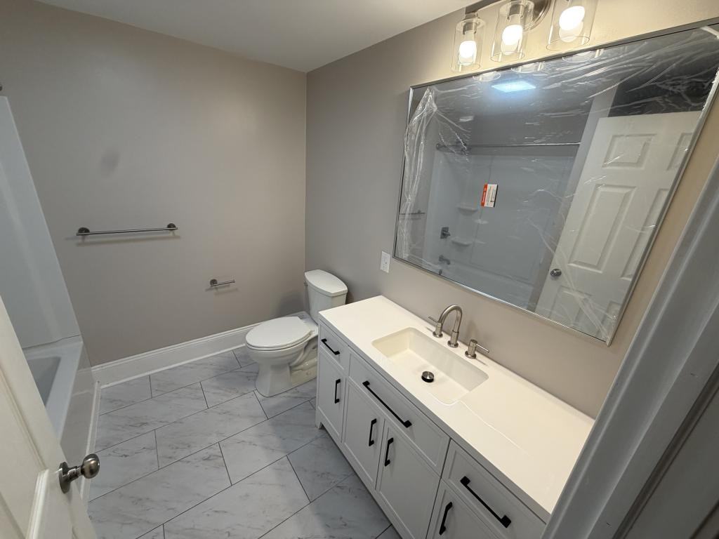 6 Mechanic St - Photo 2 of 13