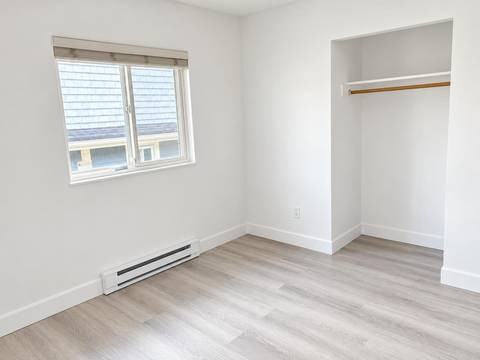 665 Prior Street - Photo 7 of 14