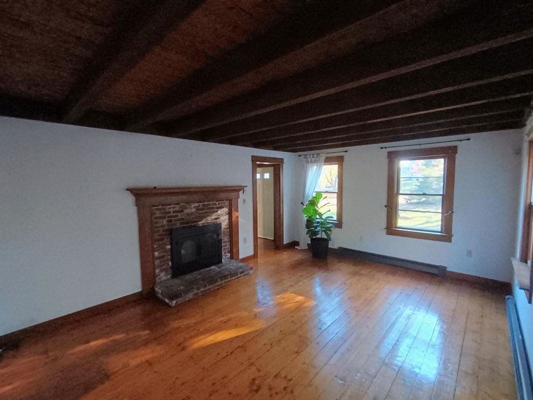505 Walnut St - Photo 6 of 17