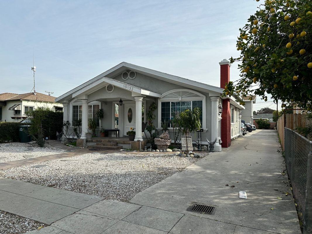 10132 San Gabriel Ave ##B - Photo 3 of 3