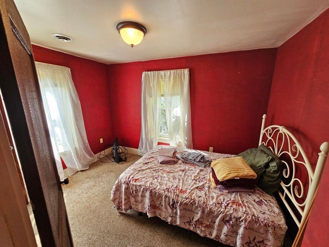 32 Pearl St - Photo 5 of 11