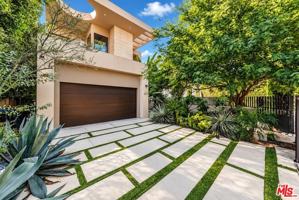 featured image of 527 N Harper Ave
