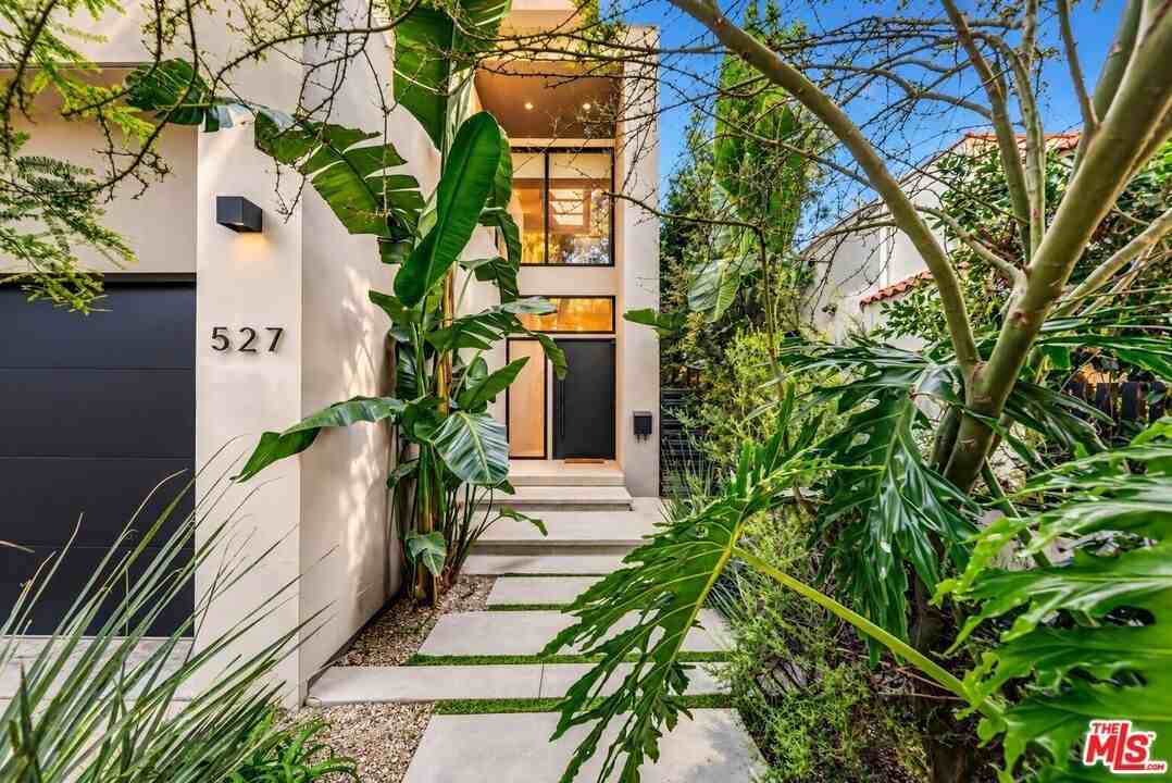 527 N Harper Ave - Photo 3 of 37