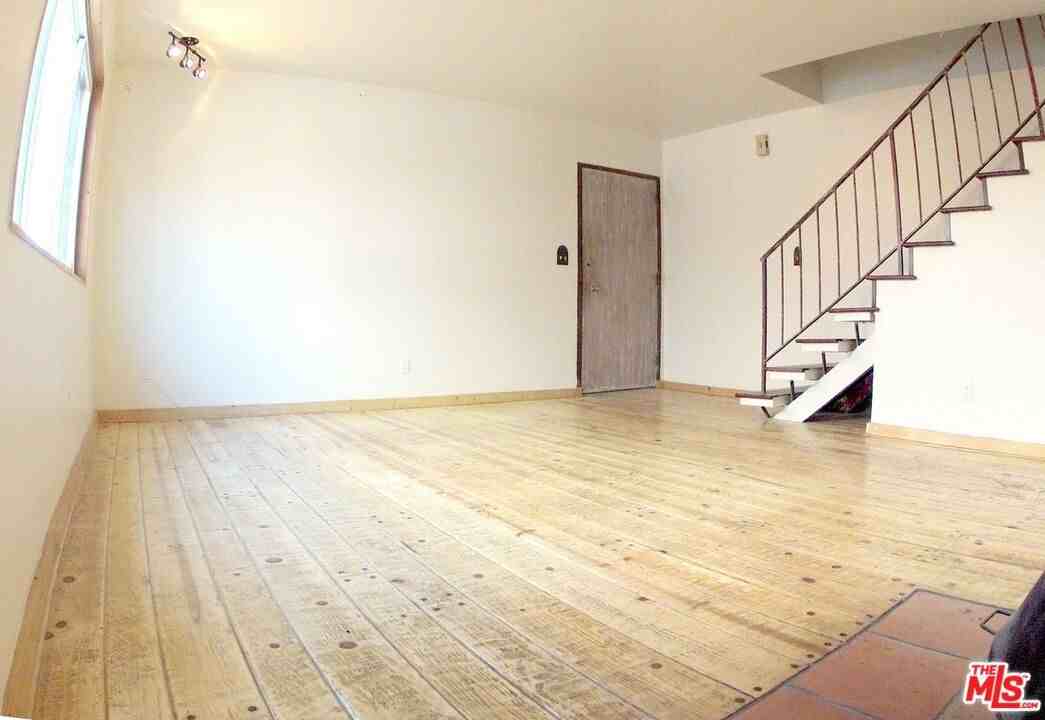 3512 Pacific Ave ##7 - Photo 2 of 19