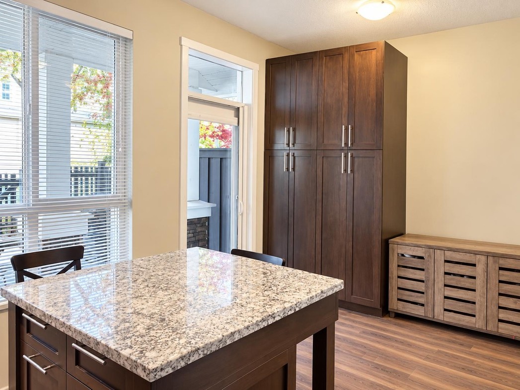 1480 Southview Street #102 - Photo 7 of 16
