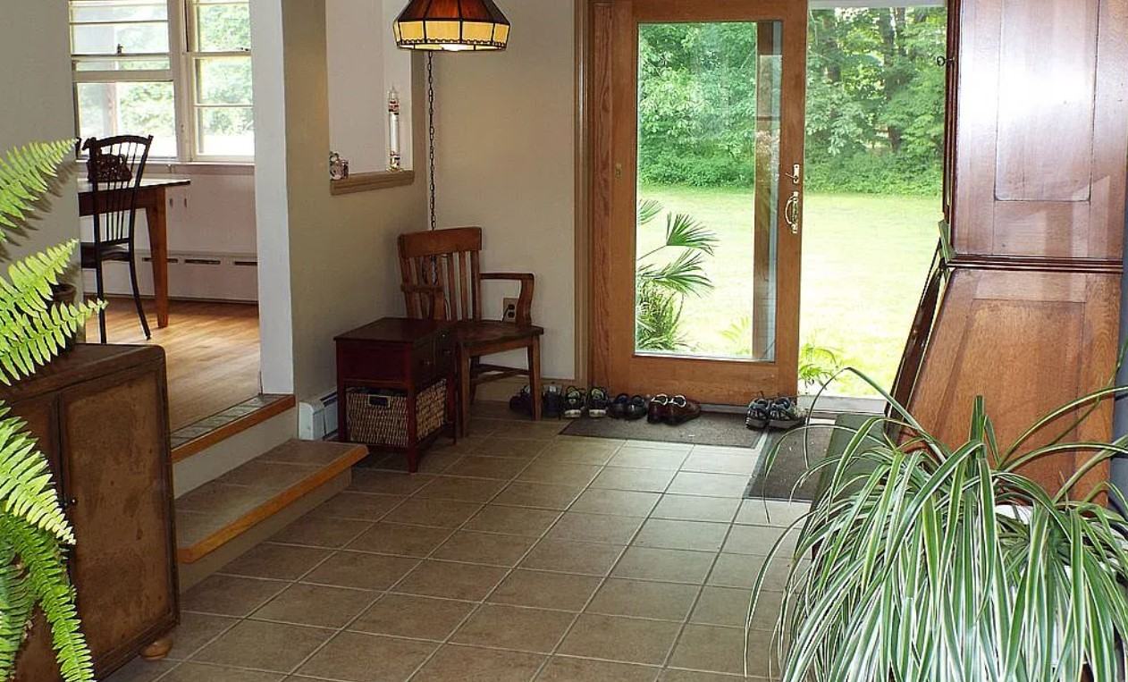 46 Ridgewood Dr - Photo 3 of 13