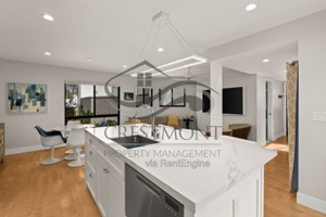 featured image of 909 Olive Ave