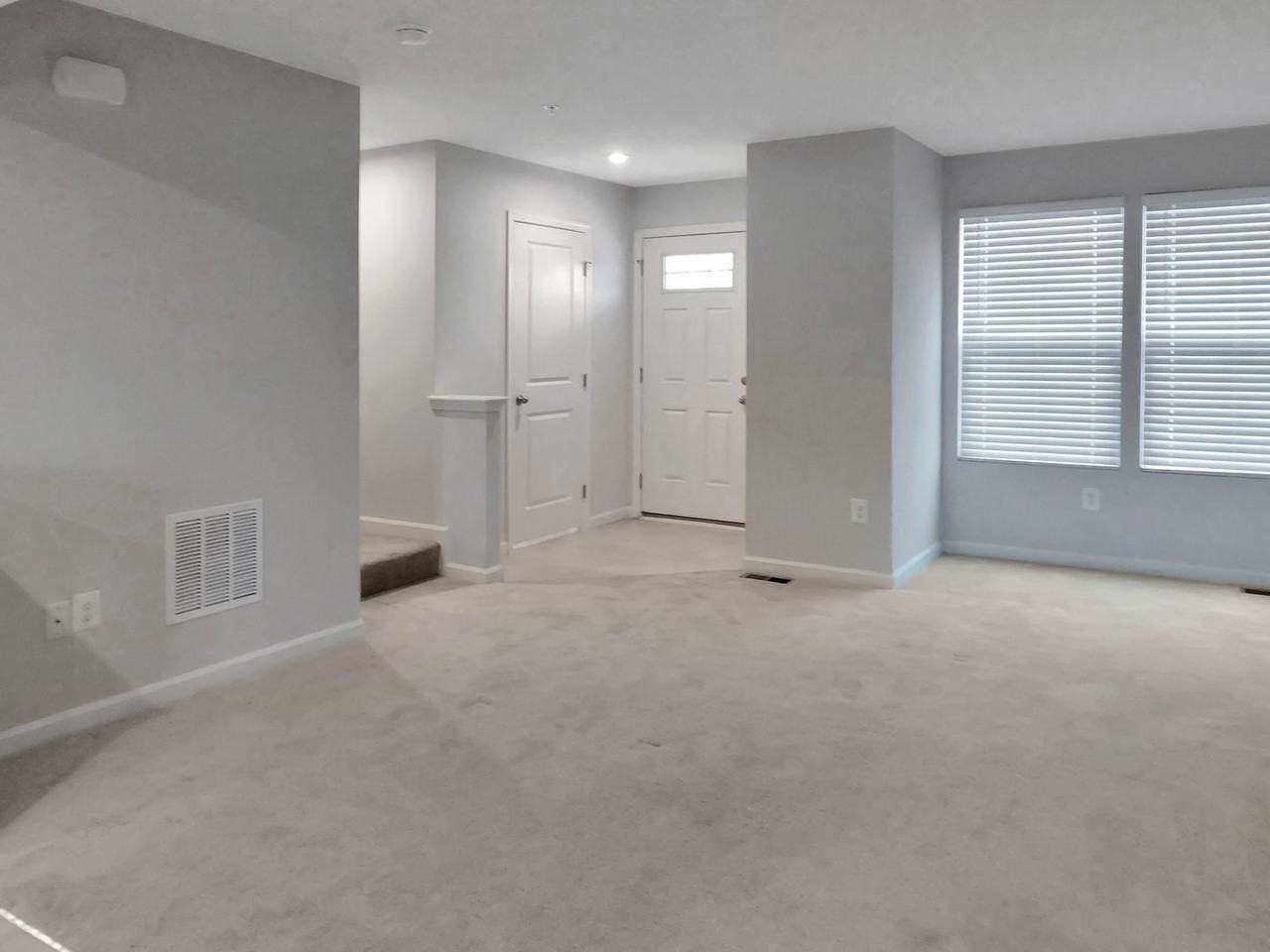 46330 Creeping Primrose Ln #C - Photo 4 of 17