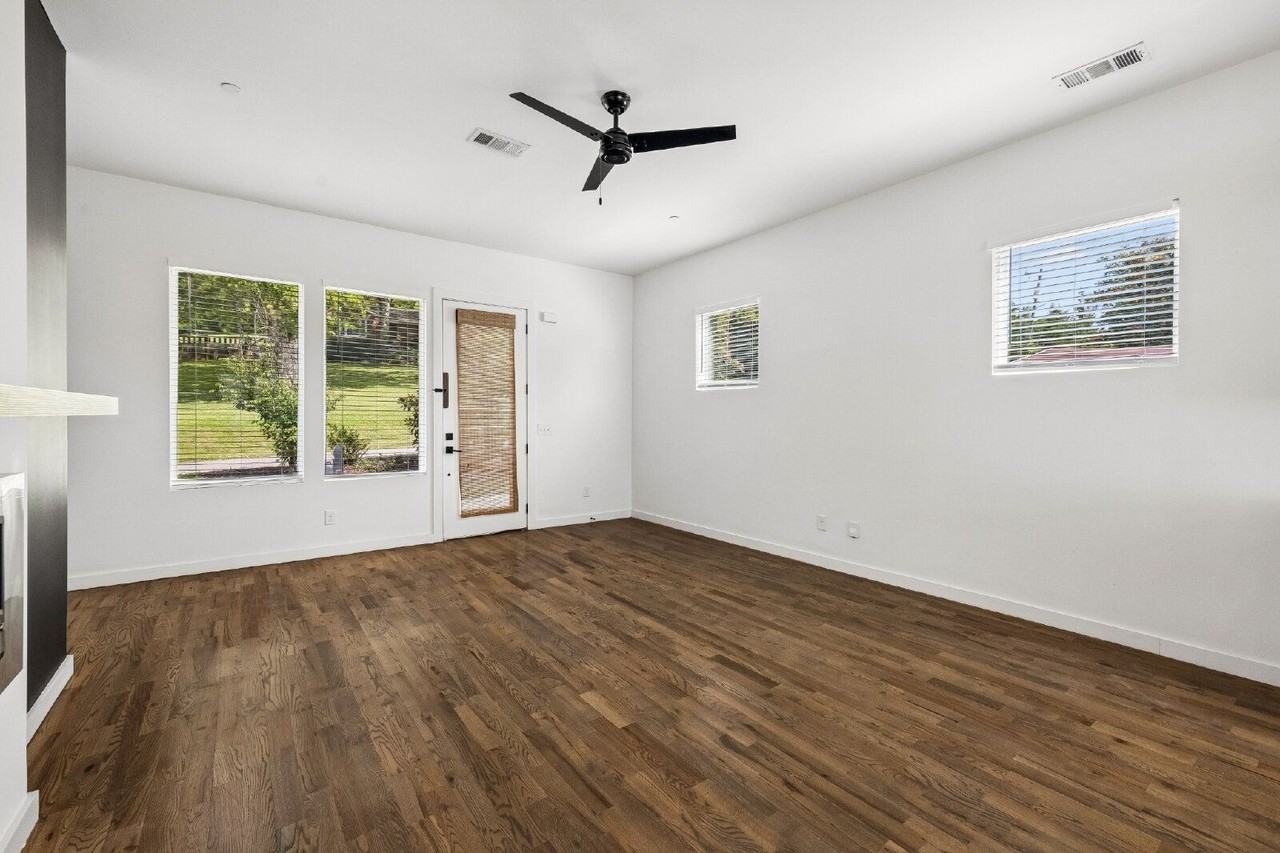 1208 Watts Ter - Photo 7 of 43