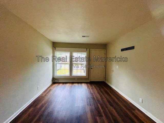 43 Trinity Rd #6 - Photo 2 of 6