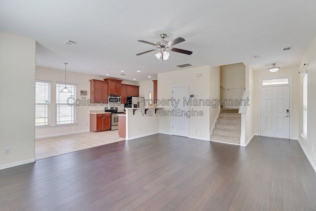 110 Grayson Ave - Photo 6 of 27