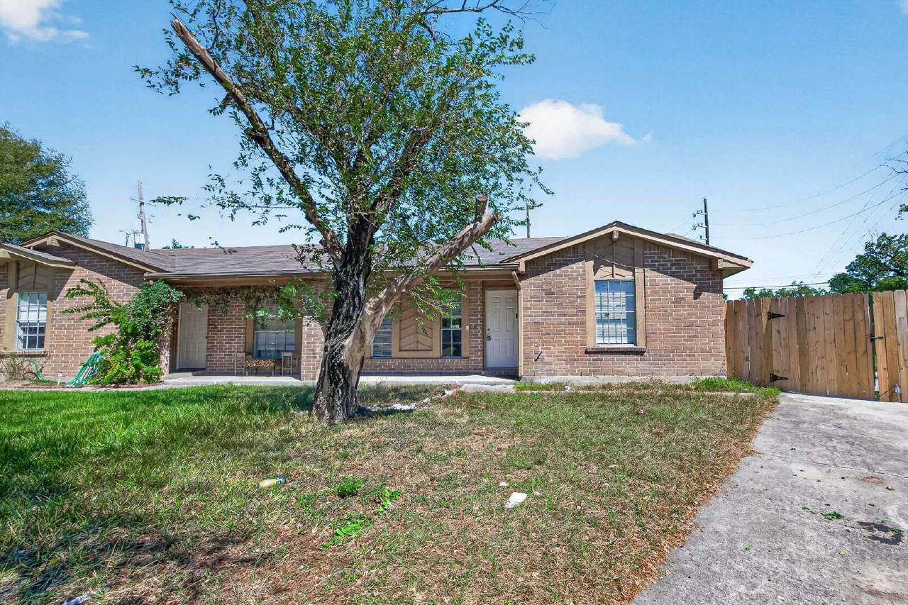 12706 Marble Dr - Photo 2 of 35