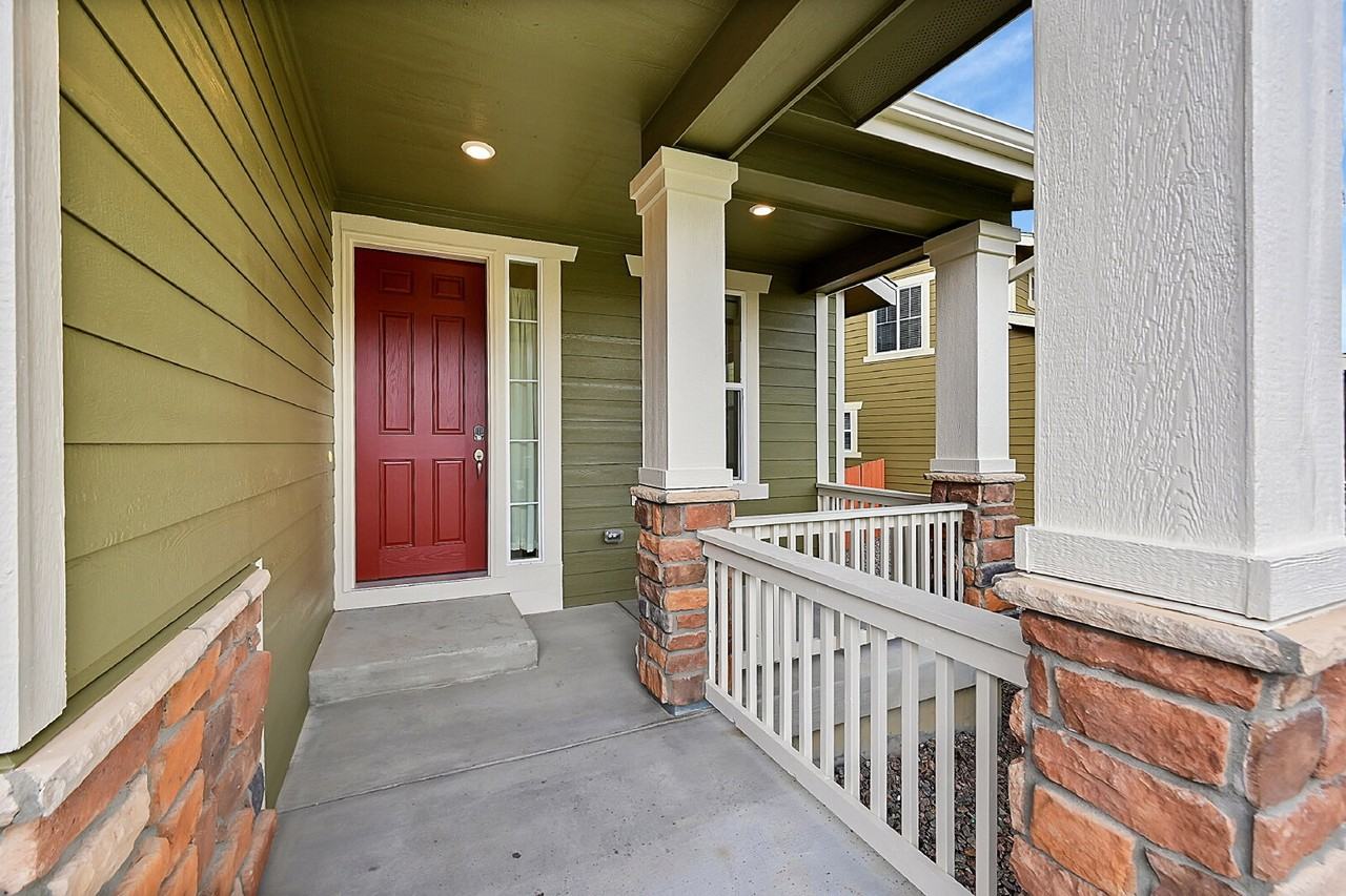 15049 Vienna Cir - Photo 2 of 21