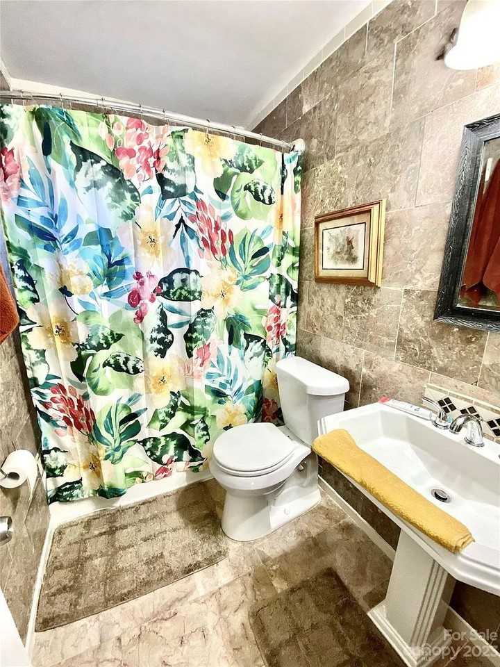2918 Wicklow Pl - Photo 5 of 16