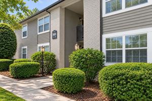 featured image of 3371 Durrett Dr