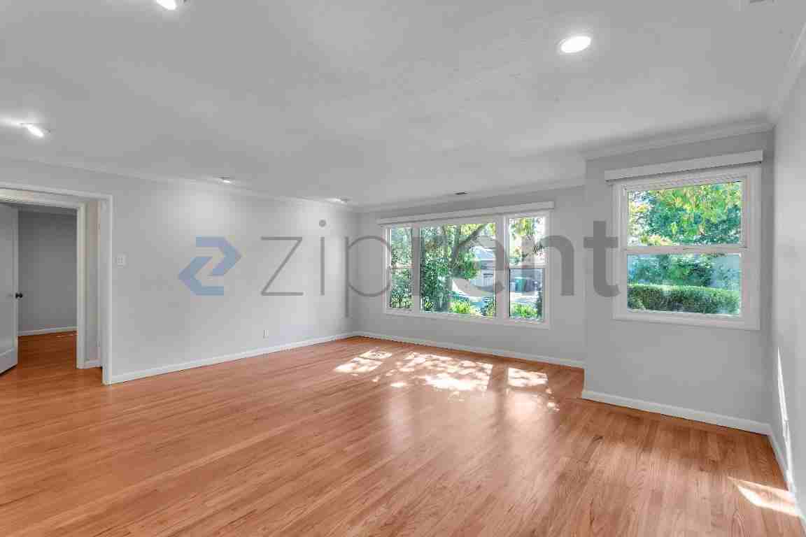 5 Nave Ct - Photo 4 of 34