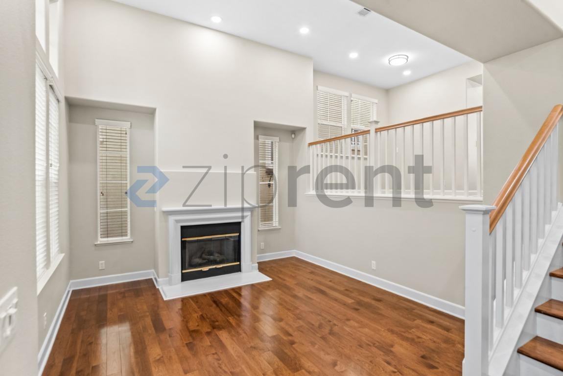 4714 Torrey Pines Cir - Photo 6 of 36