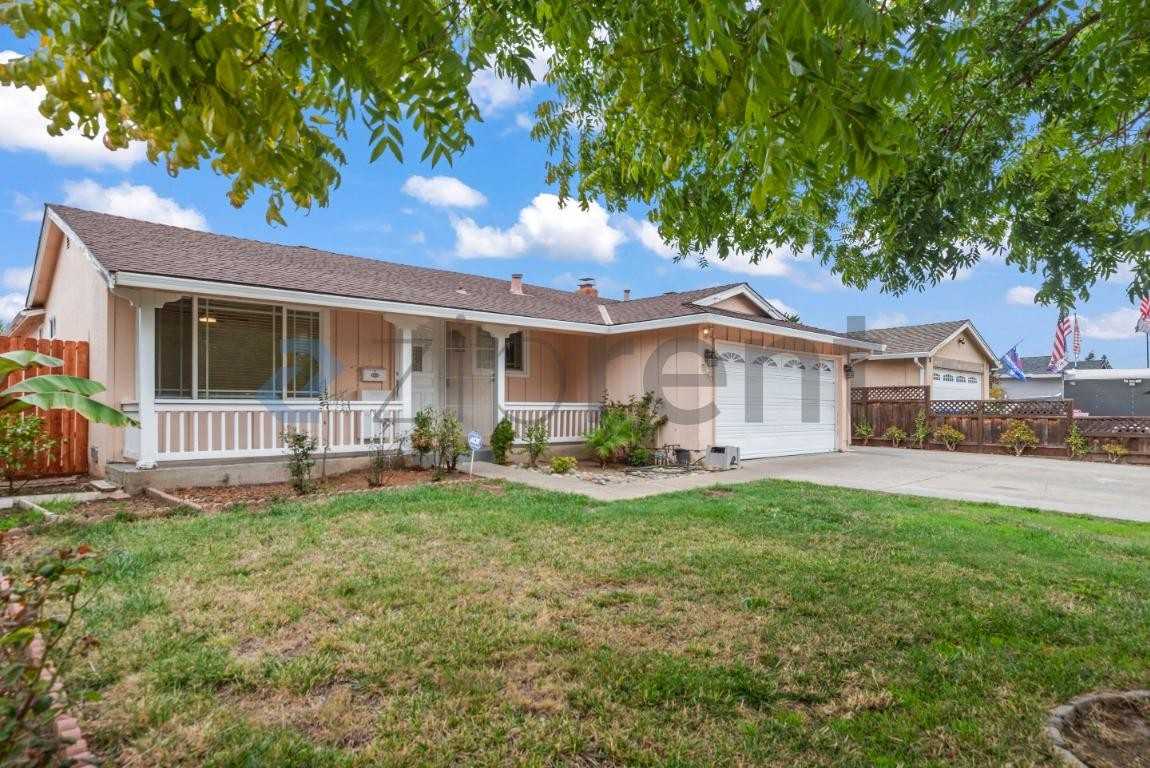2460 Becket Dr - Photo 2 of 35