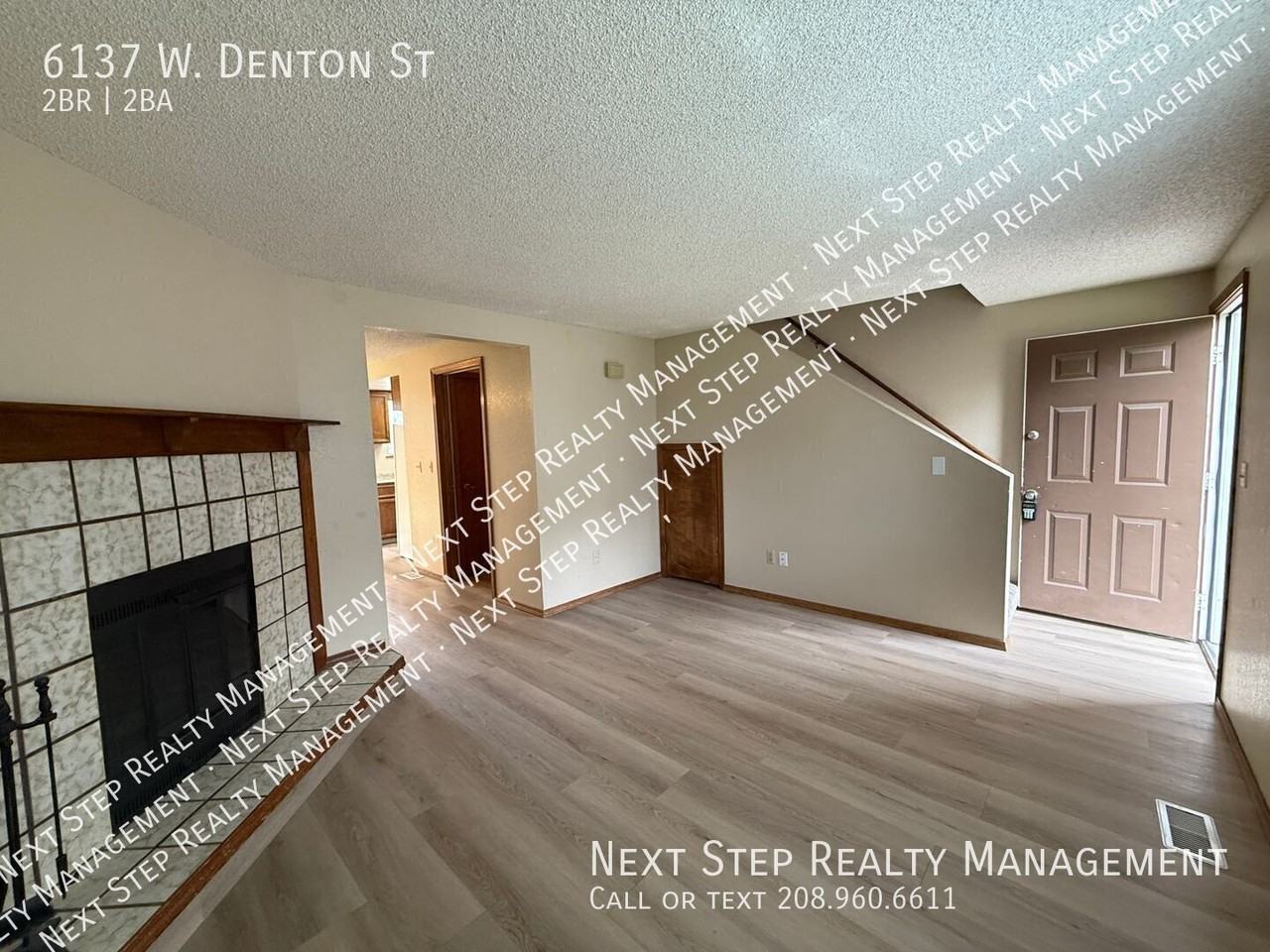 6137 W Denton St - Photo 3 of 14